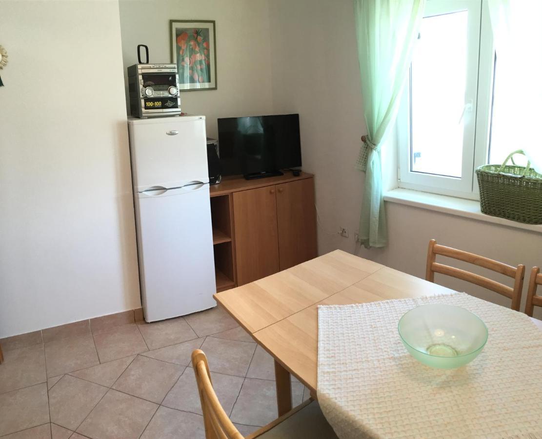 Apartments Tatjana パグ 部屋 写真