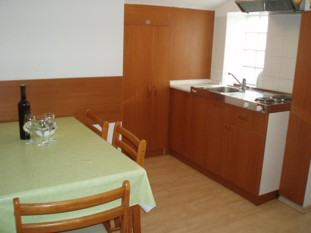 Apartments Tatjana パグ エクステリア 写真